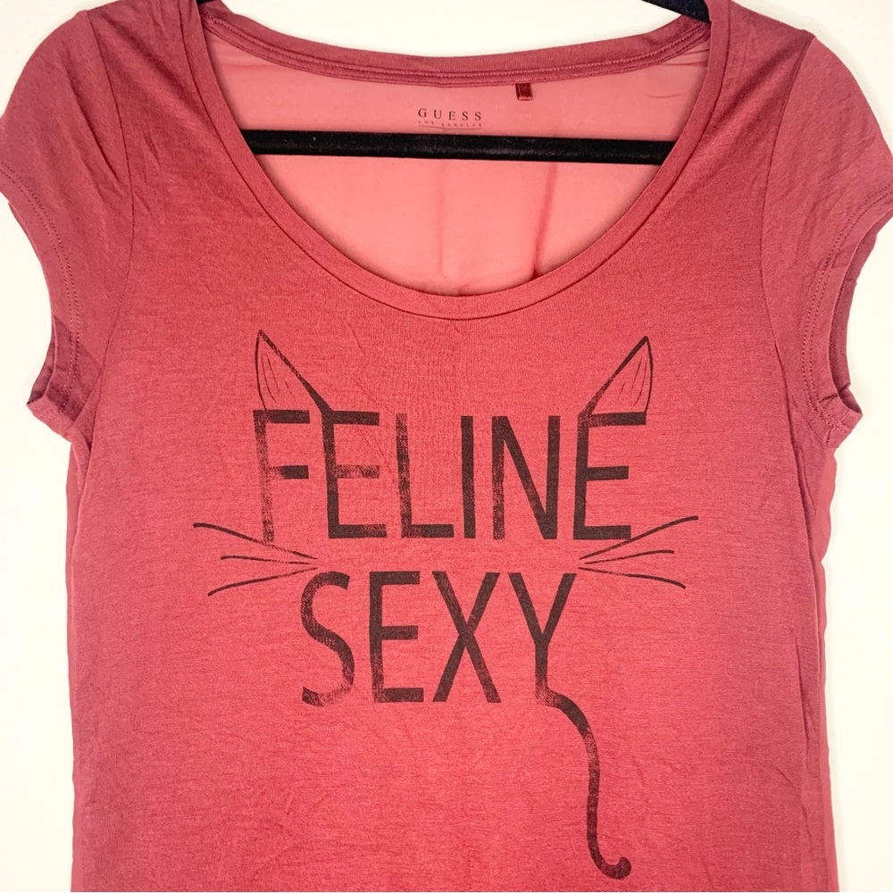 Guess | Red “Feline Sexy” Scoop Neck Tee Shirt - Small